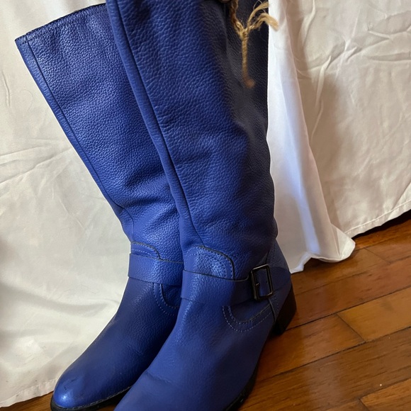 Blue Leather Knee-High Boots - Picture 2 of 5